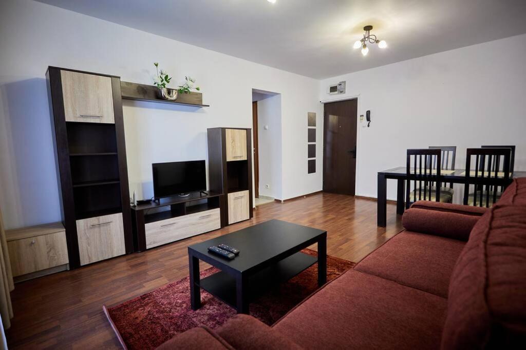 Queen Apartment Athenee 布加勒斯特 外观 照片